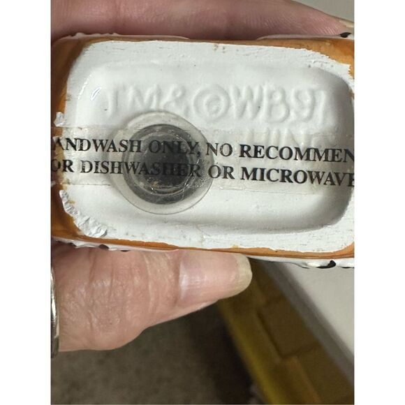 Warner Bros Vintage Tweety Bird & Sylvester Looney Tunes Salt & Pepper Shakers - Picture 9 of 9